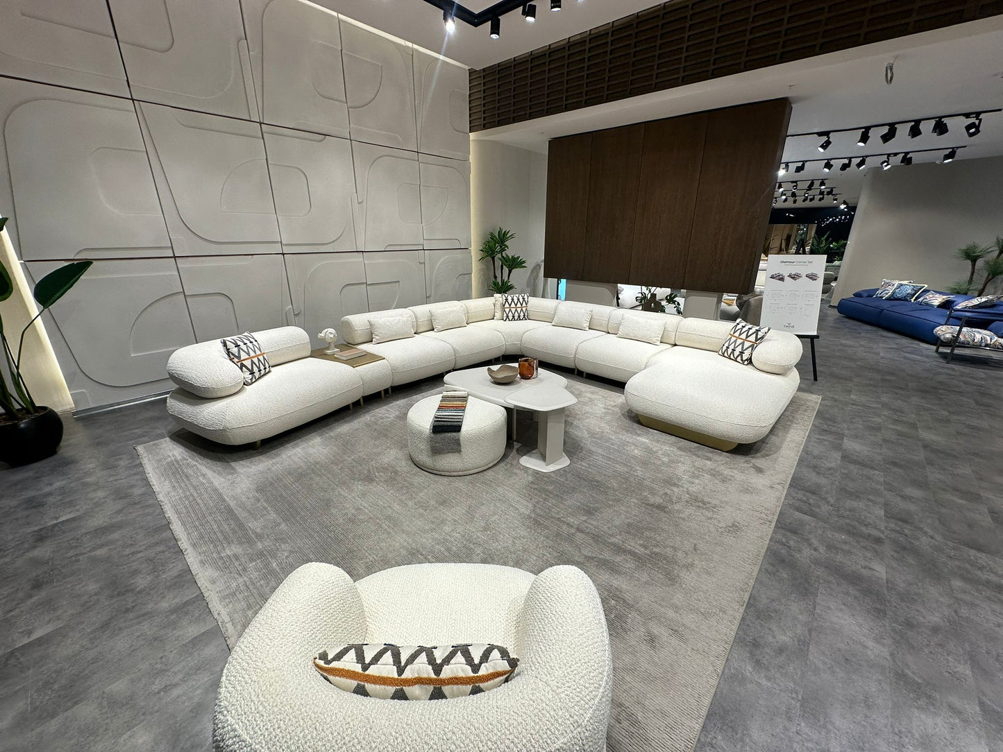 STYLISH SOFA SET