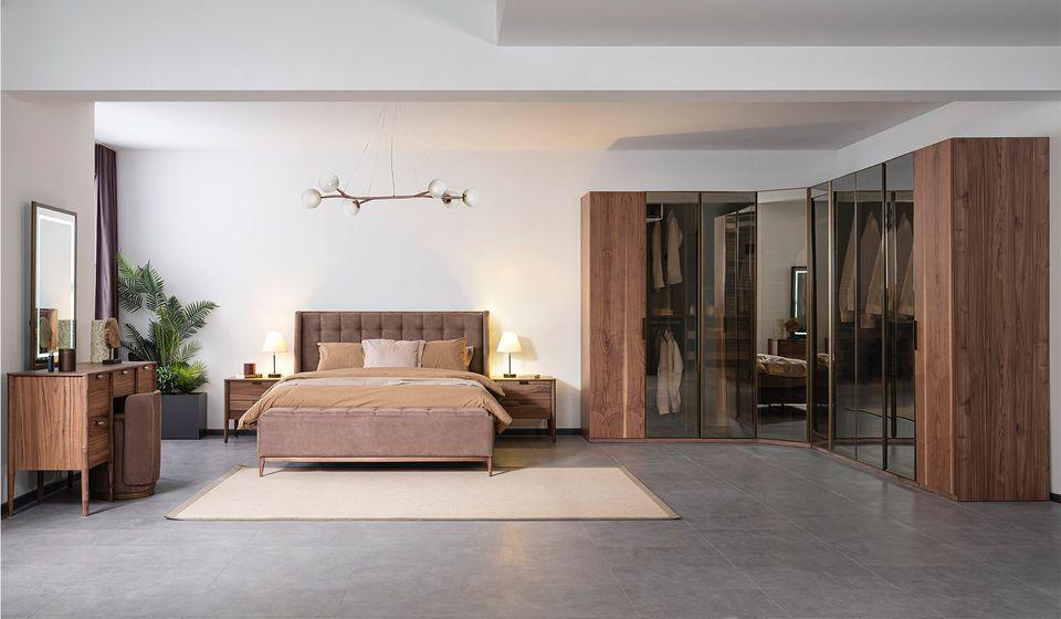 Antik Bedroom