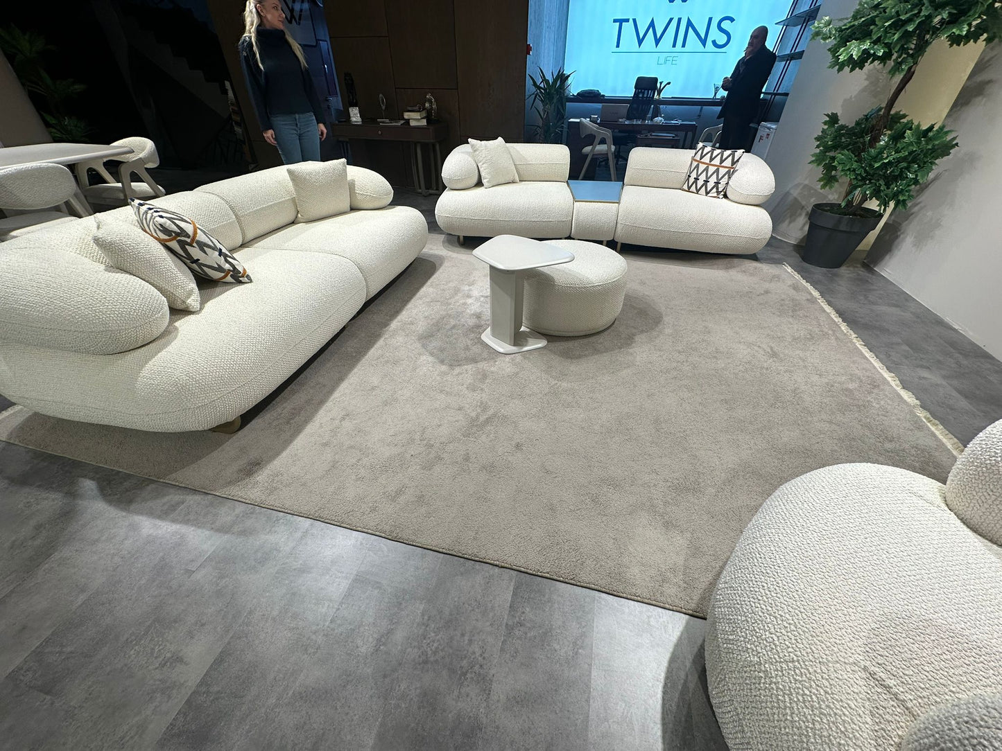 STYLISH SOFA SET